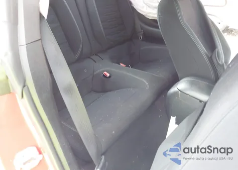 2017 Ford Mustang Ecoboost z USA, uszkodzony, nr VIN 1FA6P8TH6H5302886